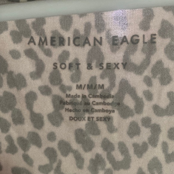 American Eagle soft & sexy top - Picture 2 of 2